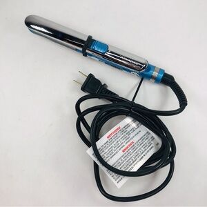 BaBylissPRO Nano Titanium Prima2000 Mini Styling Iron 3/4in Blue
